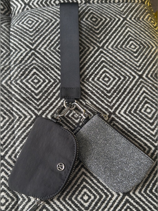 lululemon athletica Handbags - lululemon athletica Black Dual Wristlet with Silver Sparkle Card holder